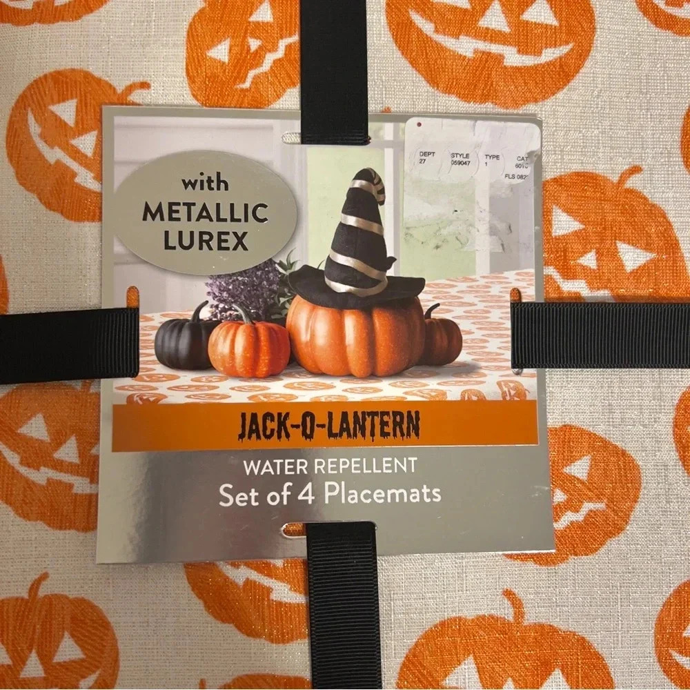 Lurex Metallic Halloween Pumpkin Placemats Water Repellent Colordrift Set